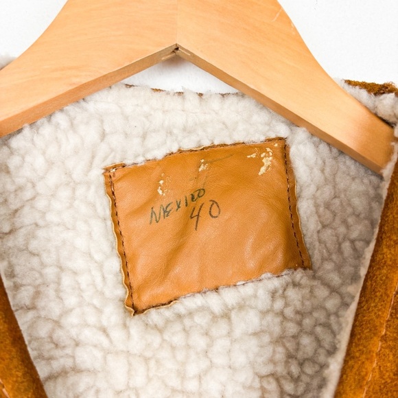 Vintage Men’s Suede Leather Sherpa Lined Vest Sz M - Picture 4 of 10